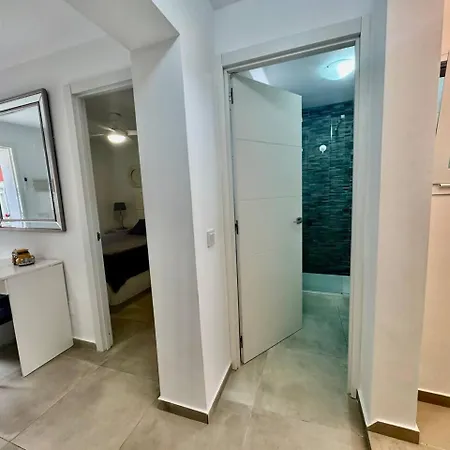 Cyv - Modern Choice For Couples In Good Location Apartment