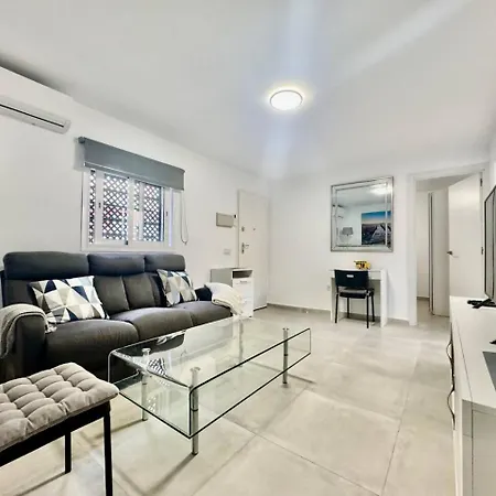 Cyv - Modern Choice For Couples In Good Location Apartment