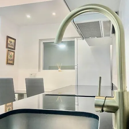 Apartment Cyv - Modern Choice For Couples In Good Location *