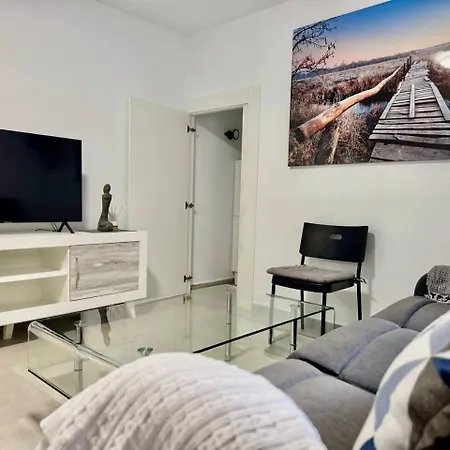 Cyv - Modern Choice For Couples In Good Location Apartment Fuengirola