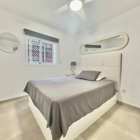 Cyv - Modern Choice For Couples In Good Location Apartment Fuengirola