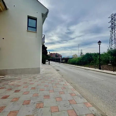 Cyv - Modern Choice For Couples In Good Location Apartment