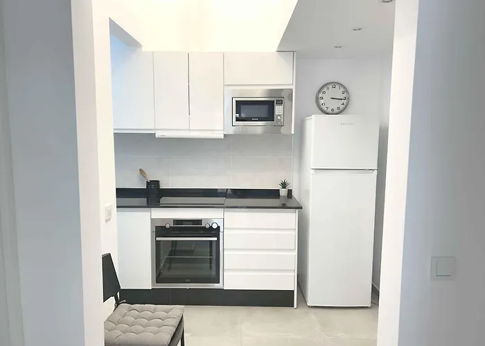 Apartment Modern Choice For Couples In Good Location