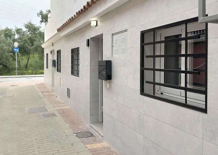 Modern Choice For Couples In Good Location